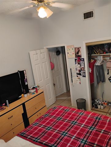 712 Atteberry Lane, Lancaster, TX 75146