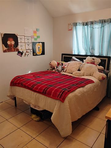 712 Atteberry Lane, Lancaster, TX 75146