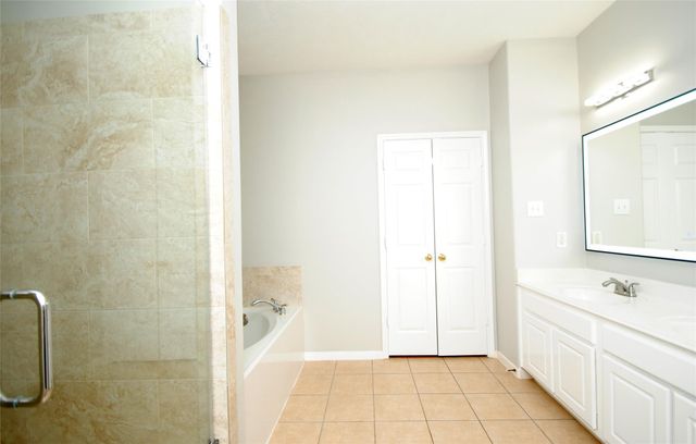 1115 Oxford Mills Lane, Sugar Land, TX 77479