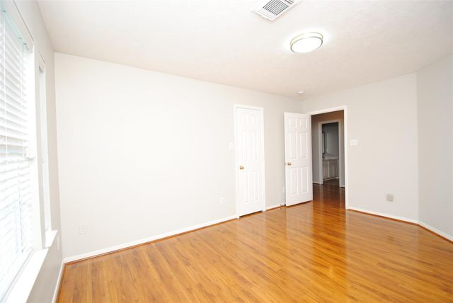 1115 Oxford Mills Lane, Sugar Land, TX 77479