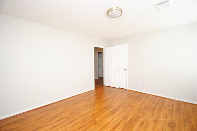 1115 Oxford Mills Lane, Sugar Land, TX 77479