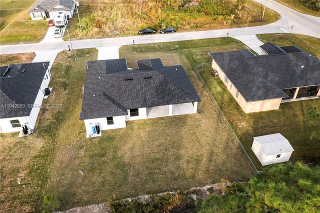 456 Mercedes CT, Lehigh Acres, FL 33972