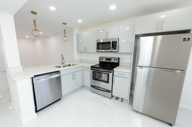 8939 NW 23rd Street, Coral Springs, FL 33065