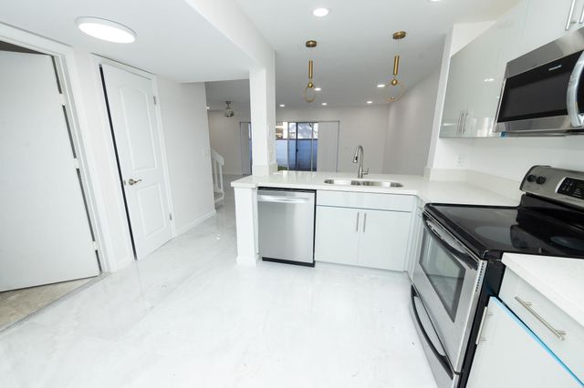 8939 NW 23rd Street, Coral Springs, FL 33065