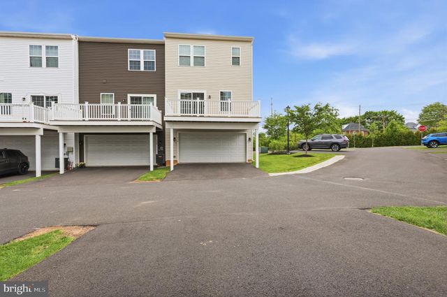 115 DRAGON DR, Lansdale, PA 19446