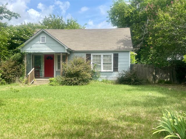 718 Houston Street, Sulphur Springs, TX 75482