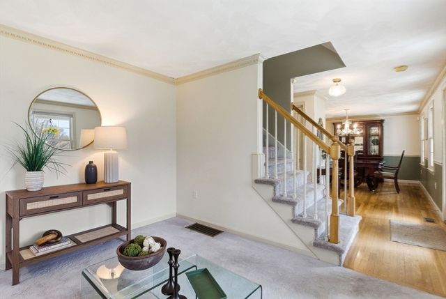 6 Kristyn Ln, North Reading, MA 01864