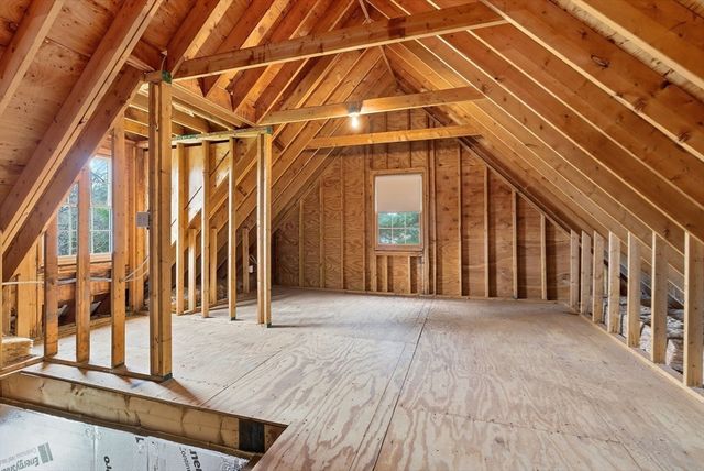 6 Kristyn Ln, North Reading, MA 01864