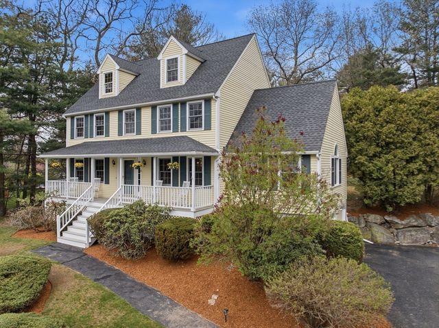 6 Kristyn Ln, North Reading, MA 01864