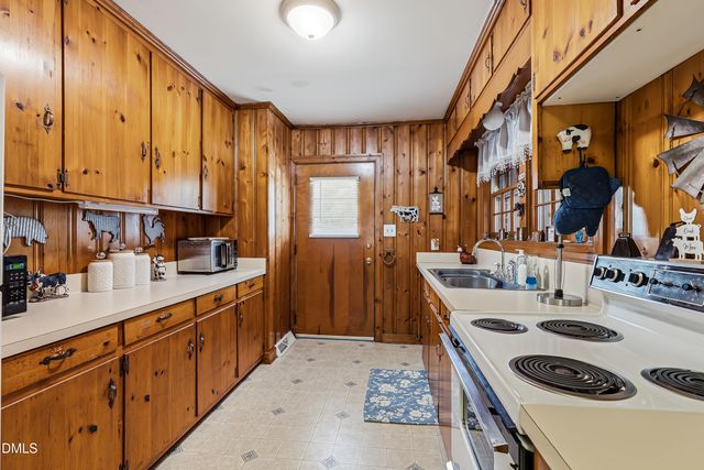 4967 Nc-581, Spring Hope, NC 27882