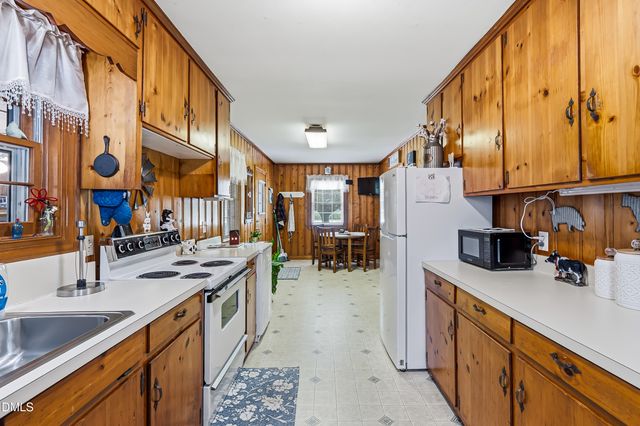 4967 Nc-581, Spring Hope, NC 27882