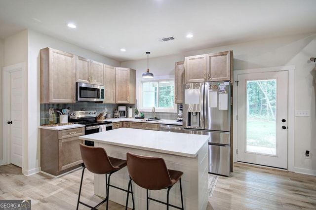 4142 Lovvorn Road, Carrollton, GA 30117