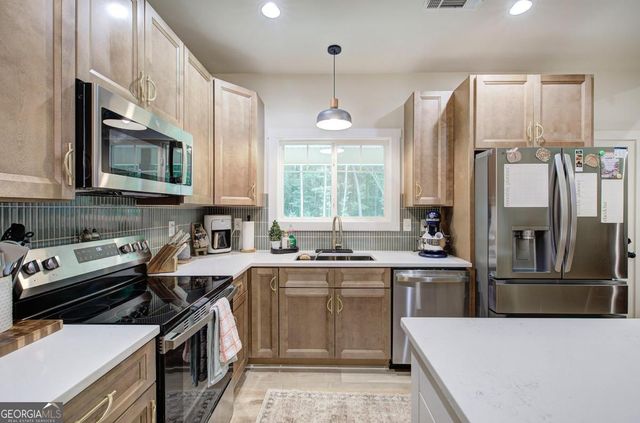 4142 Lovvorn Road, Carrollton, GA 30117