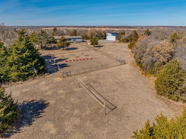 9180 S Santa Fe Road, Guthrie, OK 73044