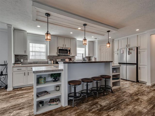 9180 S Santa Fe Road, Guthrie, OK 73044