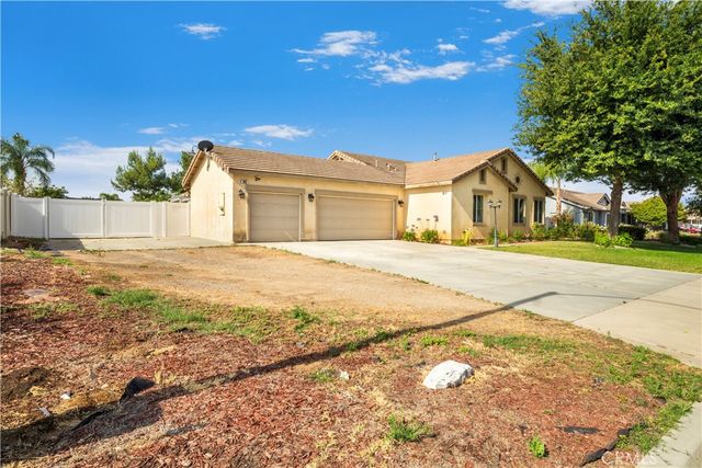805 Limousin Street, Perris, CA 92571