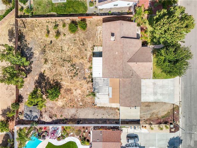 805 Limousin Street, Perris, CA 92571