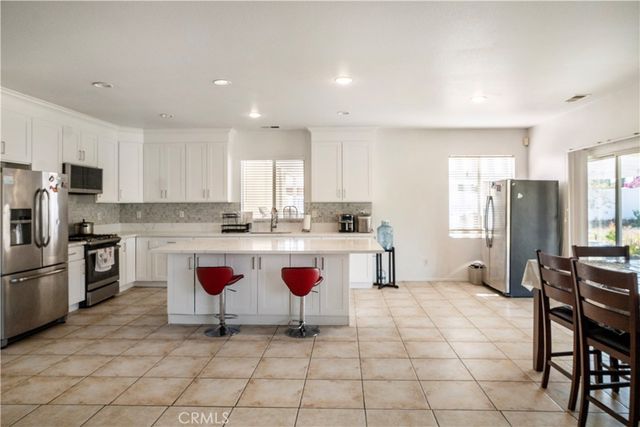 805 Limousin Street, Perris, CA 92571