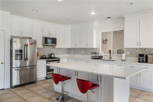 805 Limousin Street, Perris, CA 92571