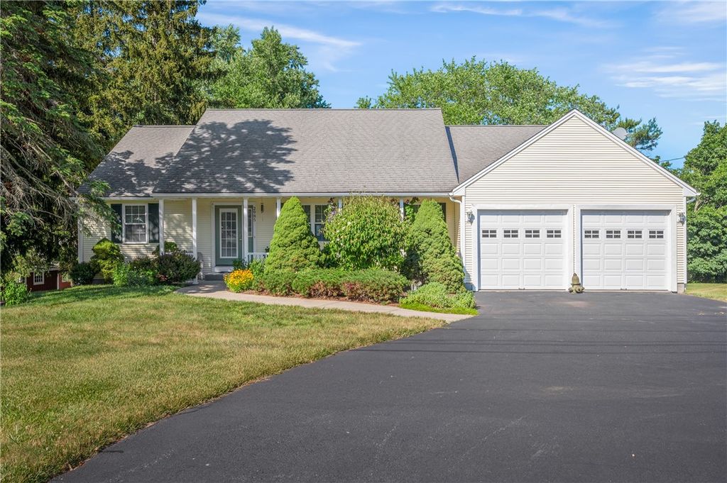 2985 Mendon Road, Cumberland, RI 02864