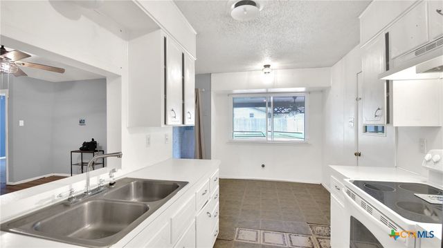 1811 Clarawood Drive, Killeen, TX 76549