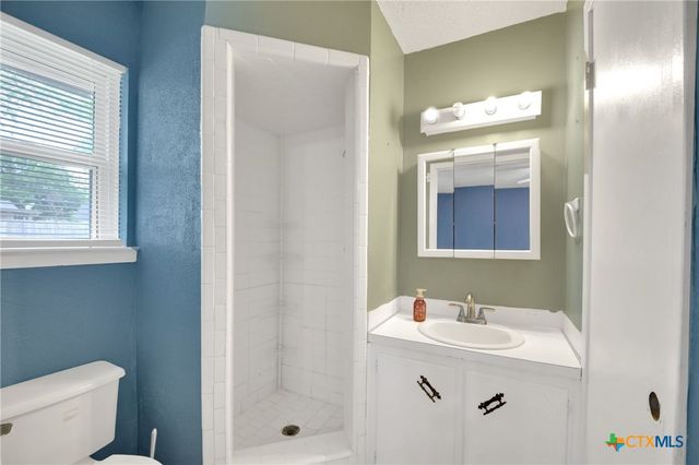 1811 Clarawood Drive, Killeen, TX 76549