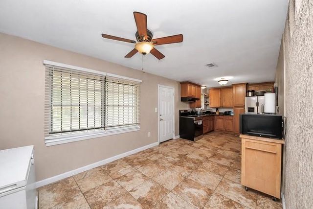 2914 Dragonwick Drive, Houston, TX 77045