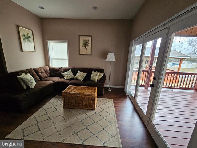 BLOCK 47 LOT 14 JELLYSTONE AVE, Falling Waters, WV 25419