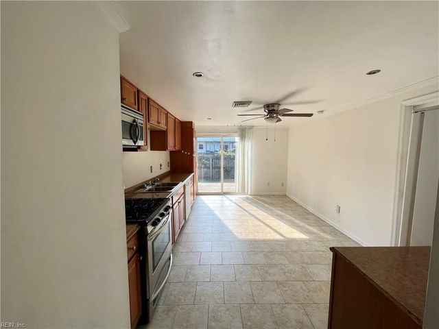 2304 Burnette DR, Hampton, VA 23663
