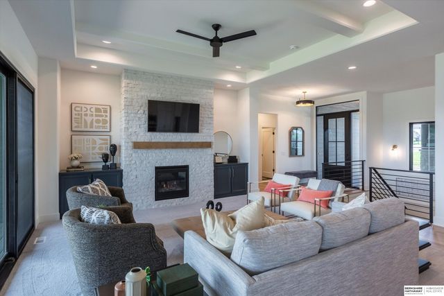 19006 Acorn Drive, Gretna, NE 68028