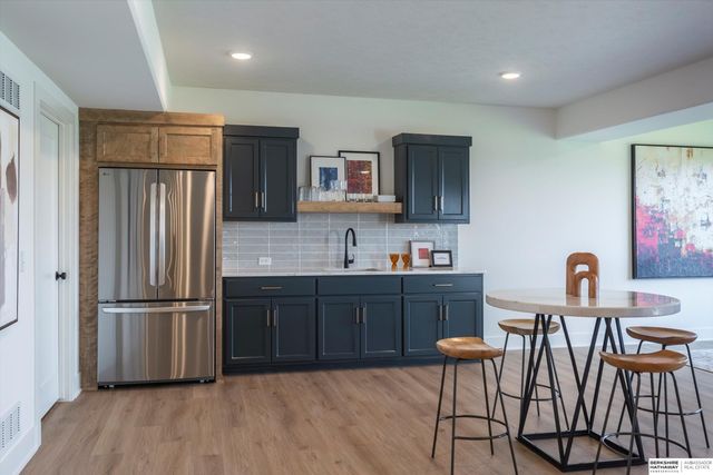 19006 Acorn Drive, Gretna, NE 68028