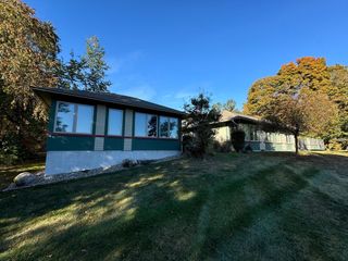 23 Plumtree Road, Sunderland, MA 01375
