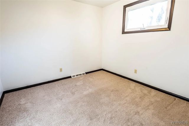 111 Sunshine Drive, Amherst, NY 14222