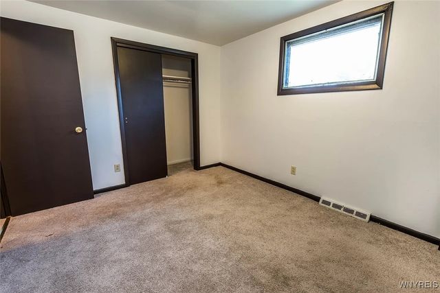 111 Sunshine Drive, Amherst, NY 14222