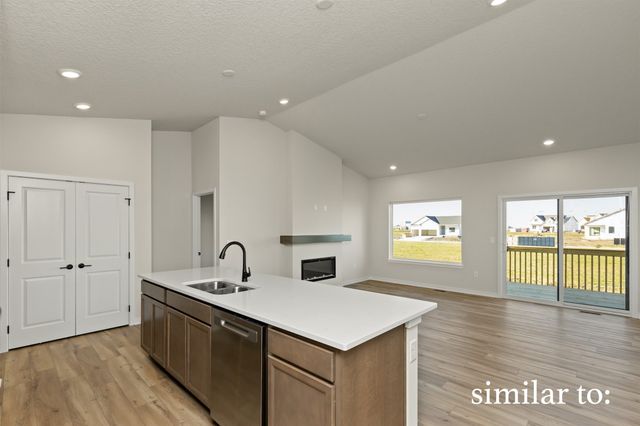 580 NW Atlas Lane, Waukee, IA 50263