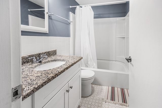 150 Wrentham St 9, Boston, MA 02124