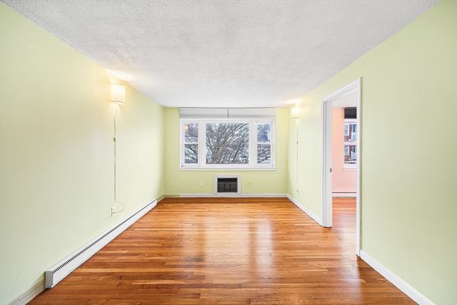 150 Wrentham St 9, Boston, MA 02124