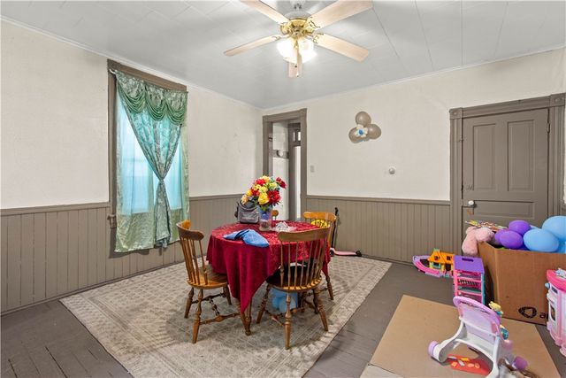 731 Lincoln Ave, Charleroi Boro, PA 15022