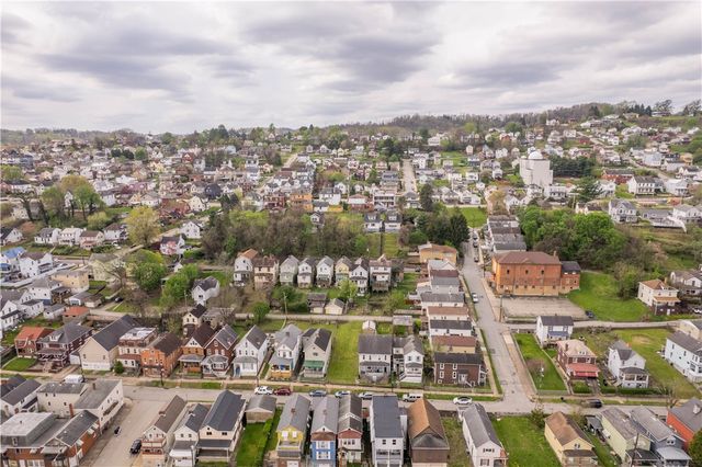 731 Lincoln Ave, Charleroi Boro, PA 15022