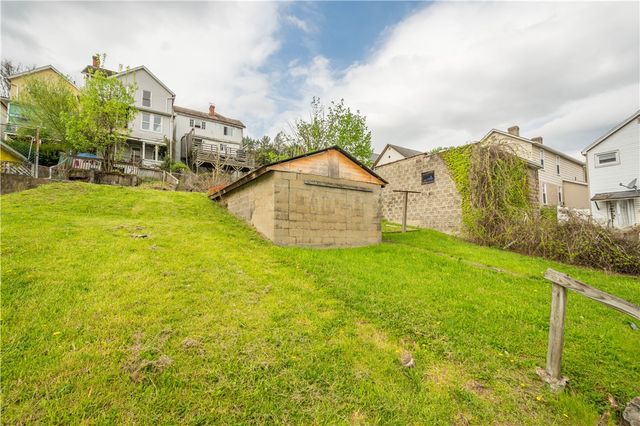 731 Lincoln Ave, Charleroi Boro, PA 15022