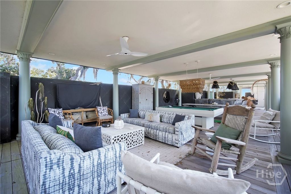 Image 26 of property listing at 160 Oatland Island Road B, Savannah, GA 31410