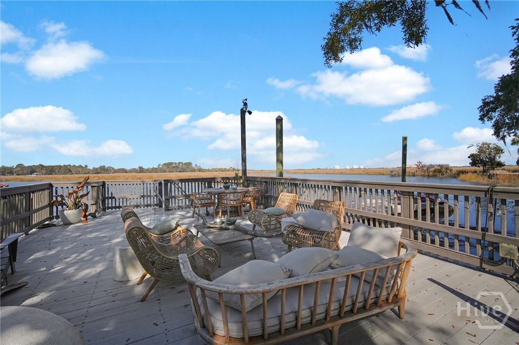 Image 30 of property listing at 160 Oatland Island Road B, Savannah, GA 31410