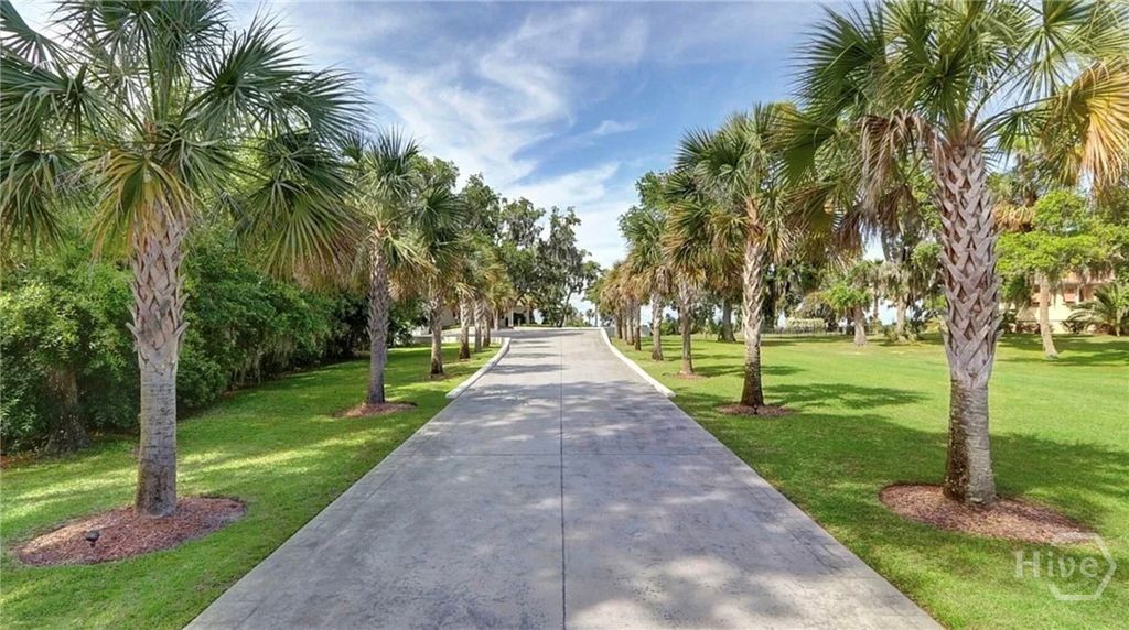 Image 39 of property listing at 160 Oatland Island Road B, Savannah, GA 31410