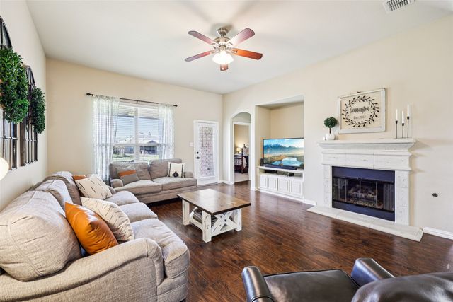 3408 Elm Grove Drive, Fort Worth, TX 76244