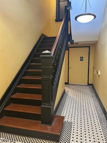 36 W 14Th St Unit 201 201, Bayonne City, NJ 07002