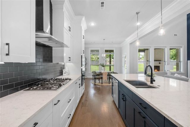 406 Torrance Drive, Cave Springs, AR 72718