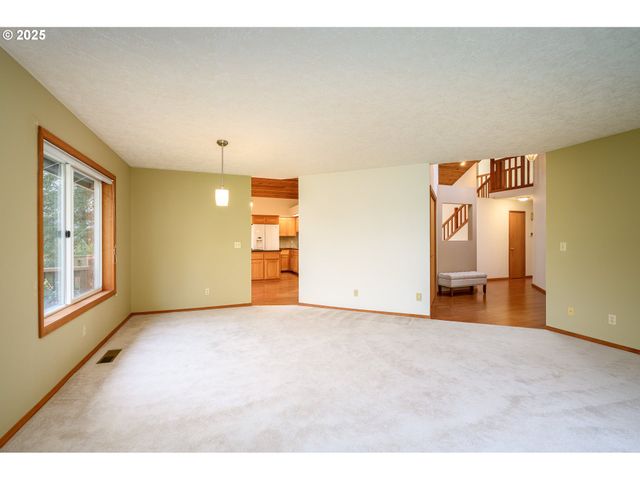 14355 Nw PHEASANT HILL Ln, Mc Minnville, OR 97128