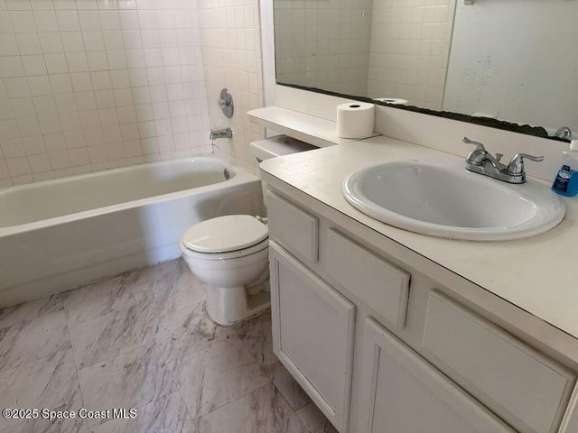 3213 Brentwood Lane, Melbourne, FL 32934