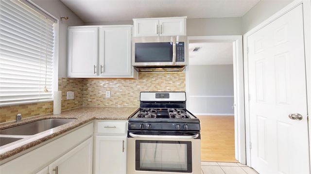 13211 Klamath Falls Drive, Houston, TX 77041