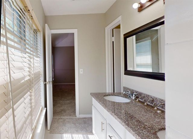 13211 Klamath Falls Drive, Houston, TX 77041